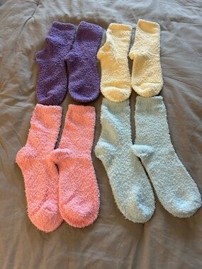 NWOT Cozy Fuzzy Bed Socks - Pastel Pack